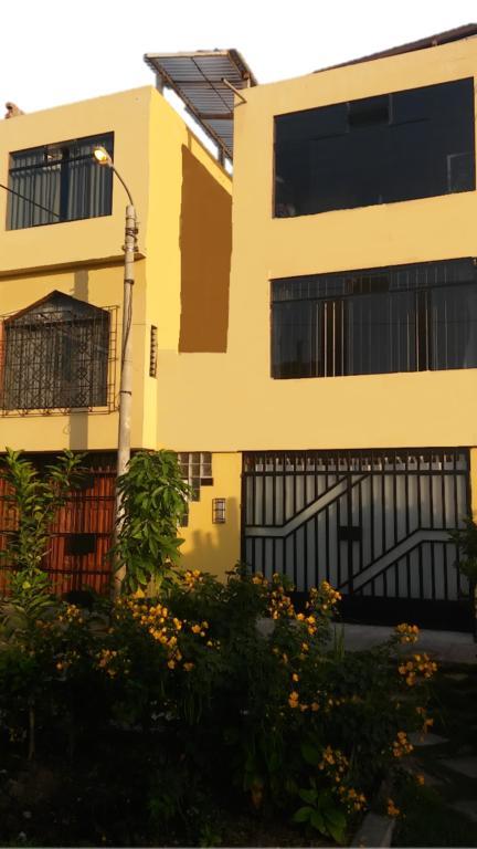トルヒーリョ Residencial El Sol De Los Pinos Bed & Breakfast エクステリア 写真