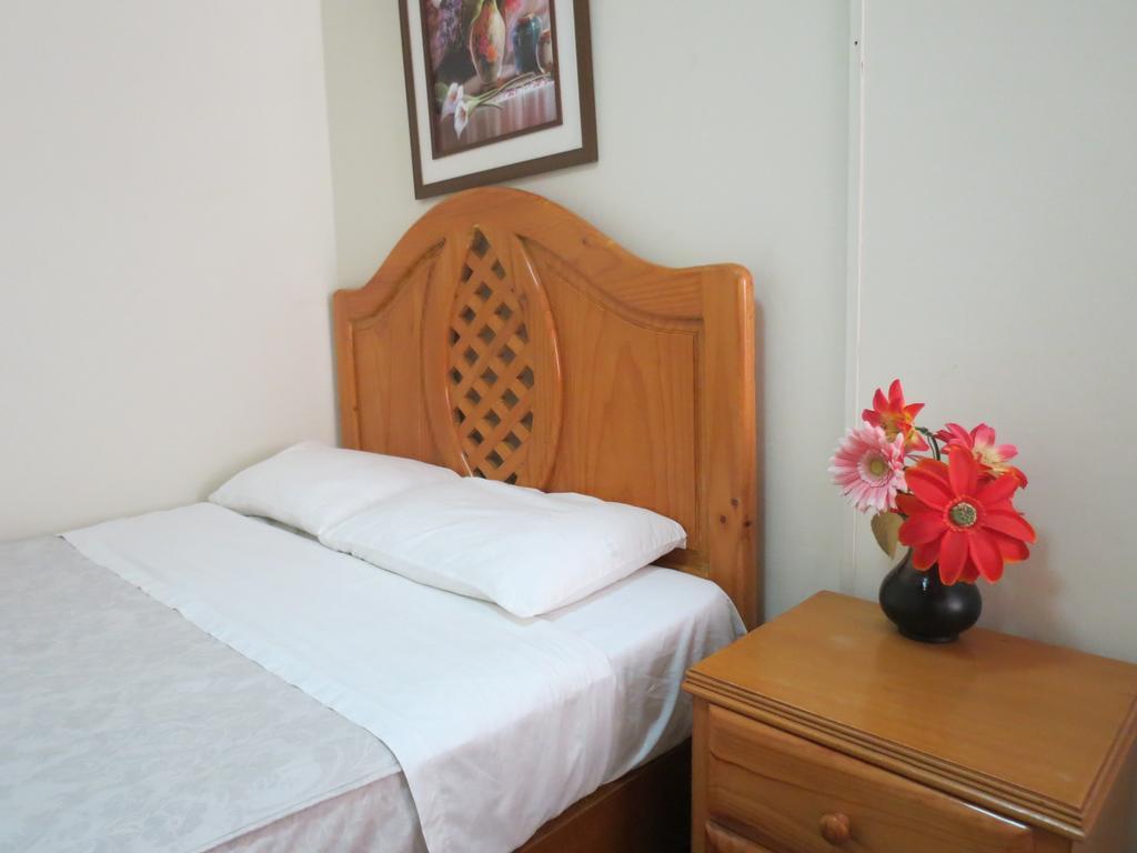 トルヒーリョ Residencial El Sol De Los Pinos Bed & Breakfast エクステリア 写真