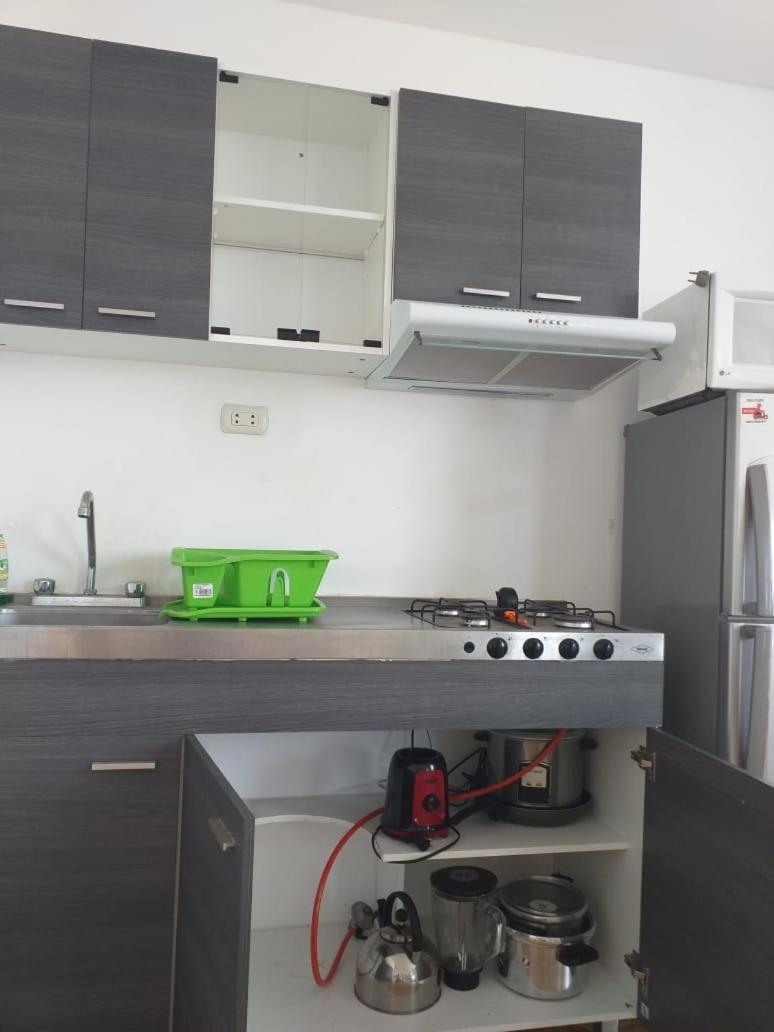 トルヒーリョ Residencial El Sol De Los Pinos Bed & Breakfast エクステリア 写真
